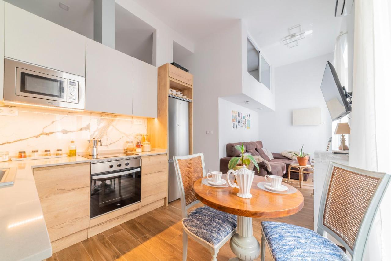 Bonito Apartamento En Chueca Мадрид Екстер'єр фото